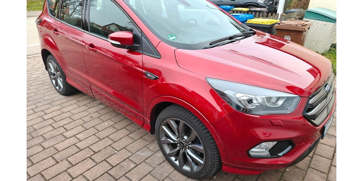 Ford Kuga 65.000 km 16.500 &euro; Dasing 86453