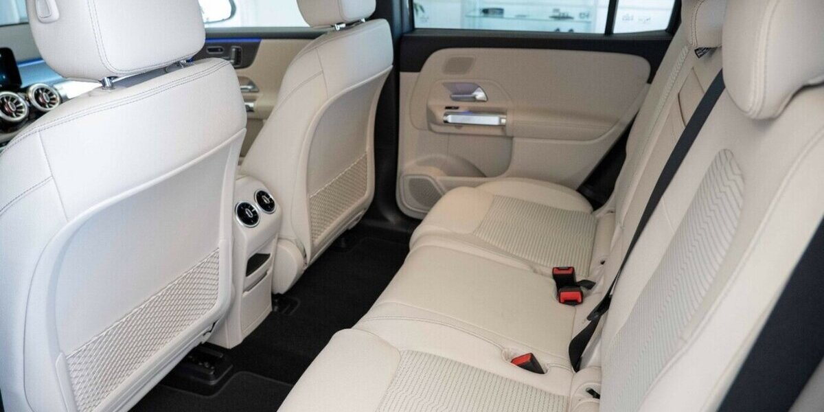 Mercedes-Benz EQB 300 4Matic Progressive +Rückfahrkamera+FLA+ 30.000 km 36.900 &euro; Westendorf 86707