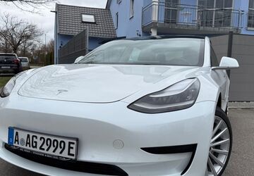 Tesla Model 3 42.000 km 22.900 &euro; Königsbrunn 86343
