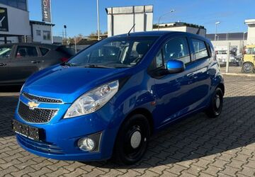 Chevrolet Spark 95.700 km 4.490 &euro; Königsbrunn 86343
