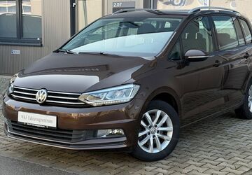VW Touran 115.228 km 16.990 &euro; Augsburg 86167