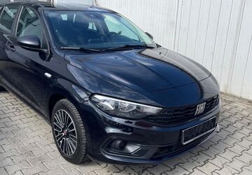 Fiat Tipo 48.300 km 14.400 &euro; Kissing 86438