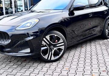 Maserati Grecale 4.500 km 98.899 &euro; Königsbrunn 86343