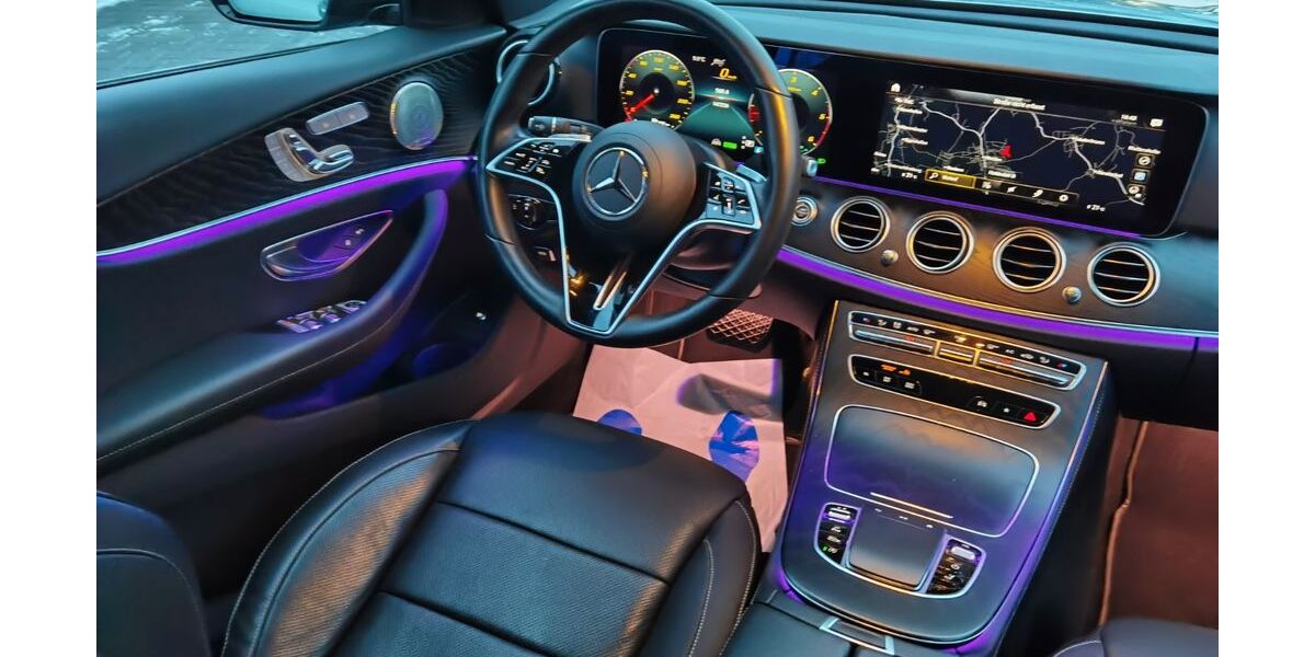 Mercedes-Benz E 220 147.226 km 29.970 &euro; Welden 86465