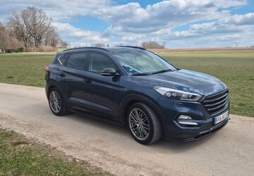 Hyundai TUCSON 80.000 km 17.999 &euro; Mammendorf 82291