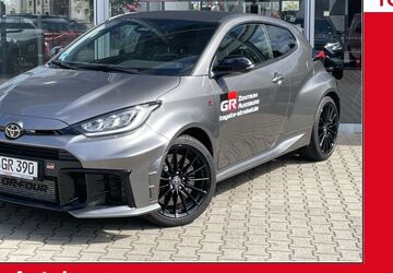 Toyota Yaris 5.533 km 43.990 &euro; Augsburg-Göggingen 86199