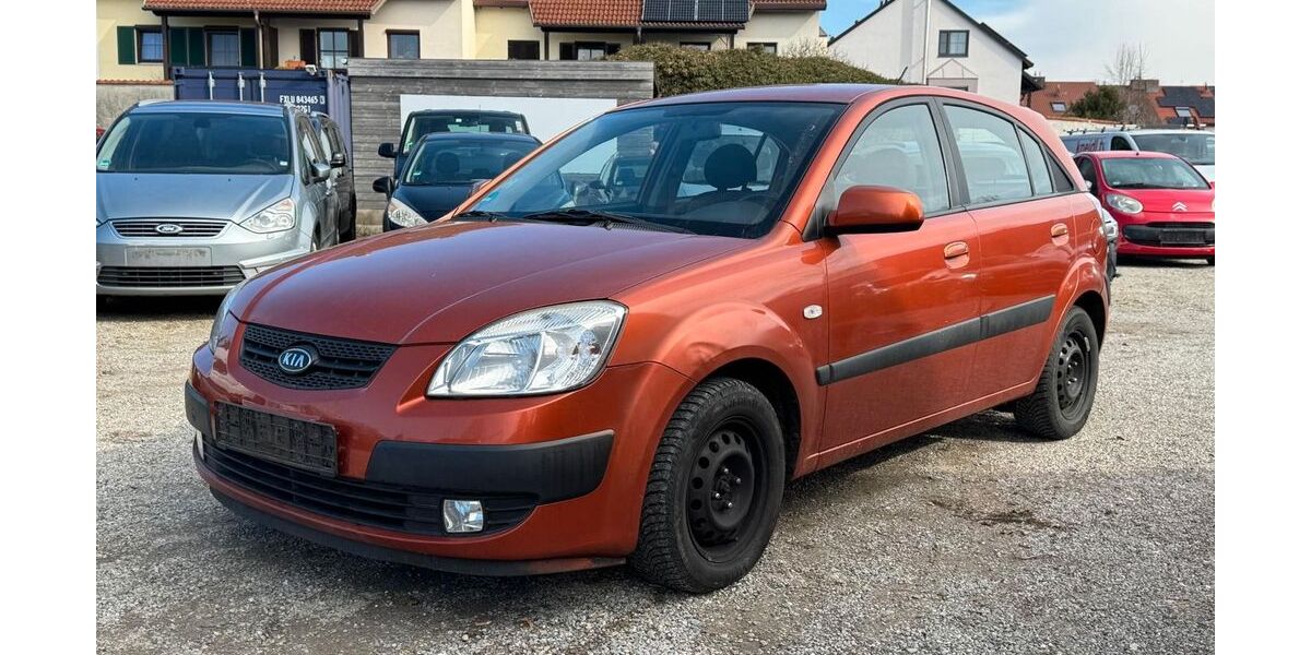Kia Rio 233.626 km 1.100 &euro; Friedberg 86316